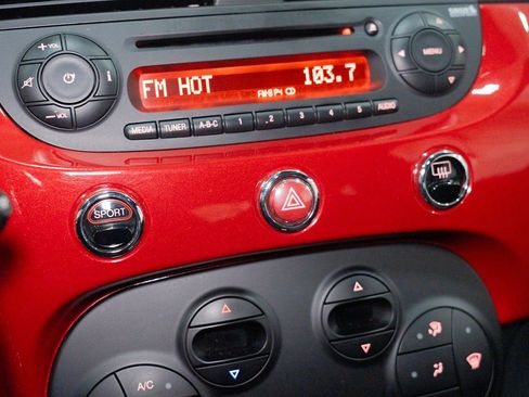 Used 2012 FIAT 500 Sport w/ Safety & Convenience Pkg image 29