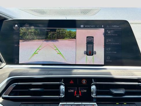 Used 2022 BMW X7 M50i w/ Dynamic Handling Package AWD/4WD image 36
