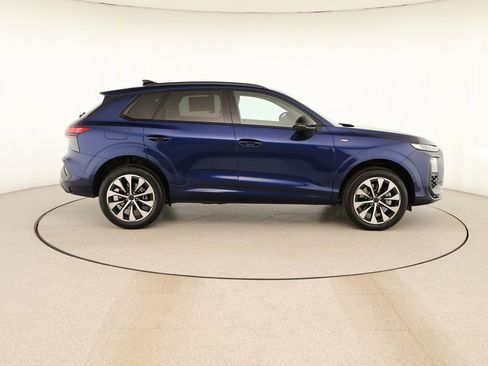 New 2026 Audi Q3 quattro 2.0T AWD/4WD image 8