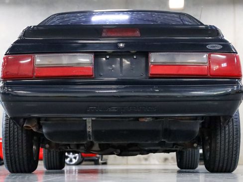 Used 1993 Ford Mustang LX image 23