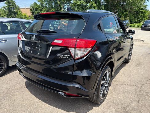 Used 2019 Honda HR-V Sport image 6
