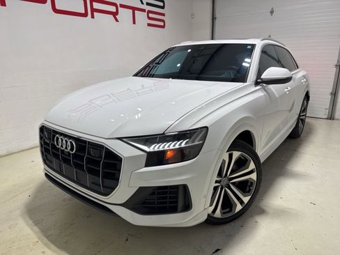 Used 2019 Audi Q8 Prestige w/ Adaptive Chassis Package image 2