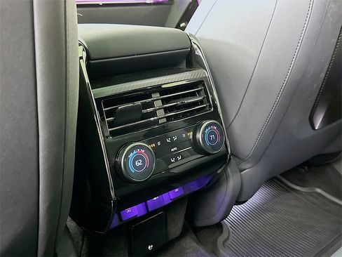 Used 2025 Land Rover Range Rover Sport SV Edition Two image 26