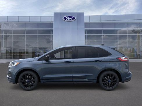New 2024 Ford Edge SE w/ Black Appearance Package image 3