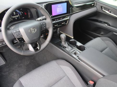 New 2026 Toyota Camry LE image 11