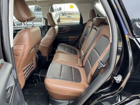 Used 2024 Ford Bronco Sport Badlands w/ Premium Package image 11