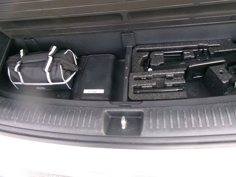 Used 2020 Kia Sorento L image 23