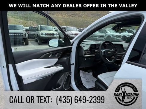 New 2026 Chevrolet Traverse High Country w/ LPO, Floor Liner Package AWD/4WD image 11