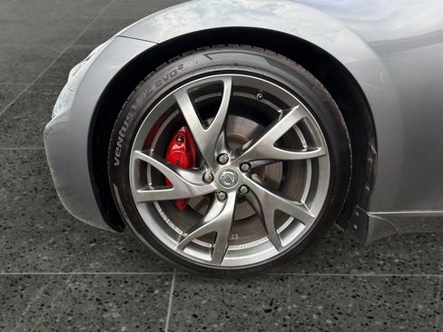 Used 2015 Nissan 370Z w/ Sport Package image 15