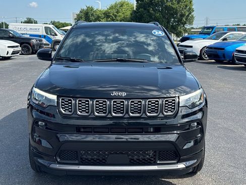 Used 2024 Jeep Compass Limited w/ High Altitude Package AWD/4WD image 7
