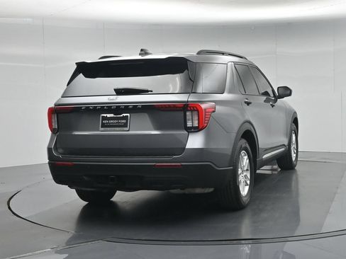 Certified 2025 Ford Explorer Active RWD image 59