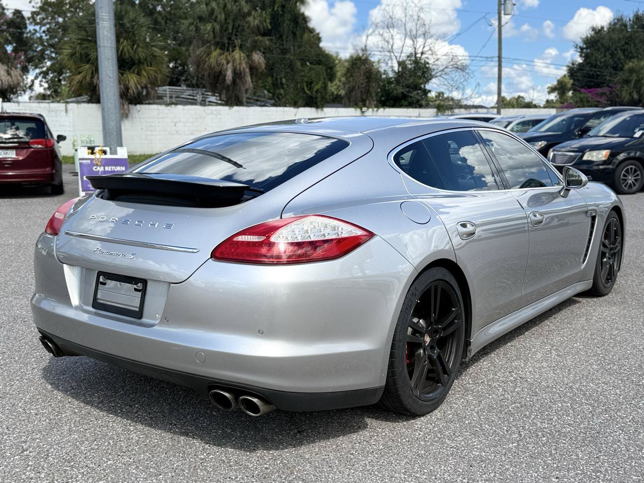 Used 2013 Porsche Panamera S RWD image 19