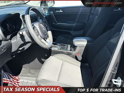 Used 2020 Kia Sportage LX image 17