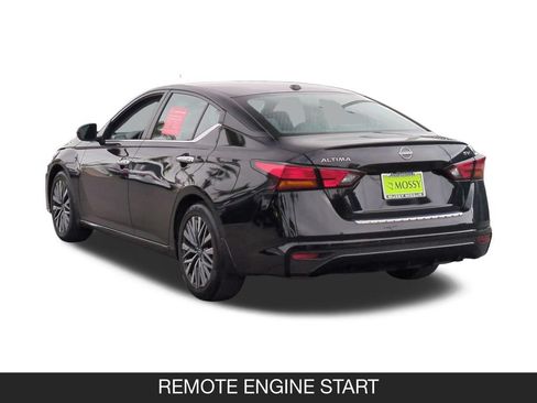 Used 2023 Nissan Altima 2.5 SV FWD image 7