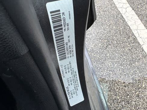 Used 2015 Chrysler 200 Limited w/ Convenience Group FWD image 23