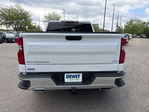 Used 2019 Chevrolet Silverado 1500 LTZ w/ LTZ Premium Package AWD/4WD image 4
