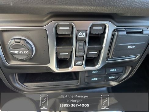 New 2025 Jeep Gladiator Sport image 22