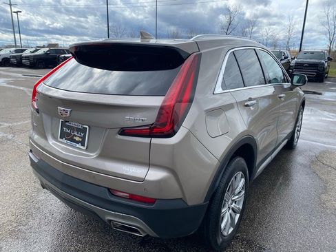 Used 2023 Cadillac XT4 Premium Luxury w/ Cold Weather Package image 7
