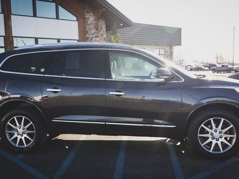 Used 2016 Buick Enclave Leather image 27