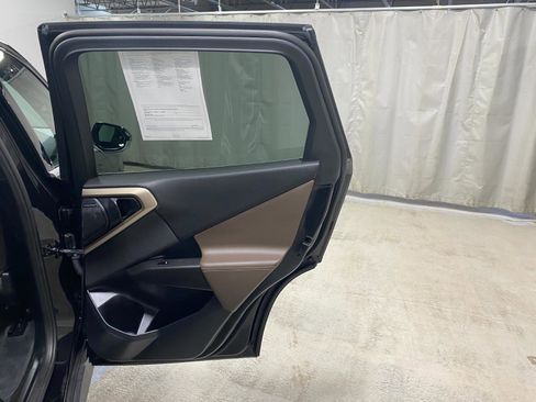 Used 2025 BMW X3 xDrive30i w/ Convenience Package image 23