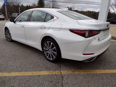 Used 2019 Lexus ES 350 image 4
