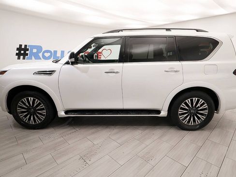 Used 2023 Nissan Armada SL w/ Midnight Edition Package AWD/4WD image 2