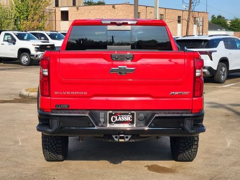 Used 2024 Chevrolet Silverado 1500 ZR2 w/ Technology Package AWD/4WD image 6