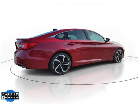 Used 2022 Honda Accord Sport image 4