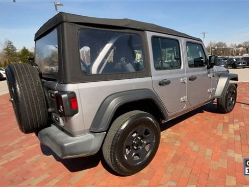 Used 2021 Jeep Wrangler Unlimited Sport image 9