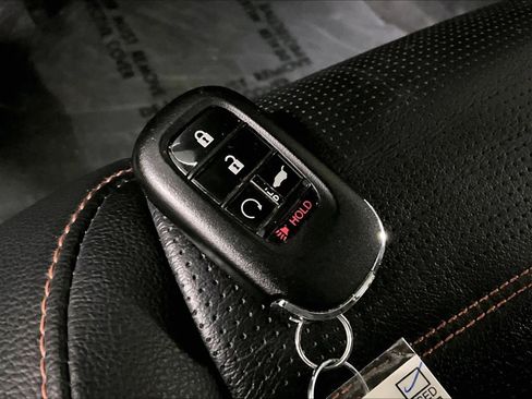 Used 2024 Honda CR-V Sport Touring image 15