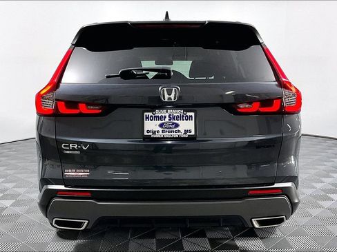 Used 2025 Honda CR-V Sport image 4