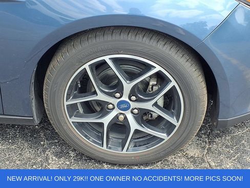 Certified 2018 Ford Focus SEL w/ Cold Weather Package FWD image 29