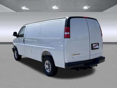 New 2026 Chevrolet Express 2500 w/ Driver Convenience Package RWD image 5