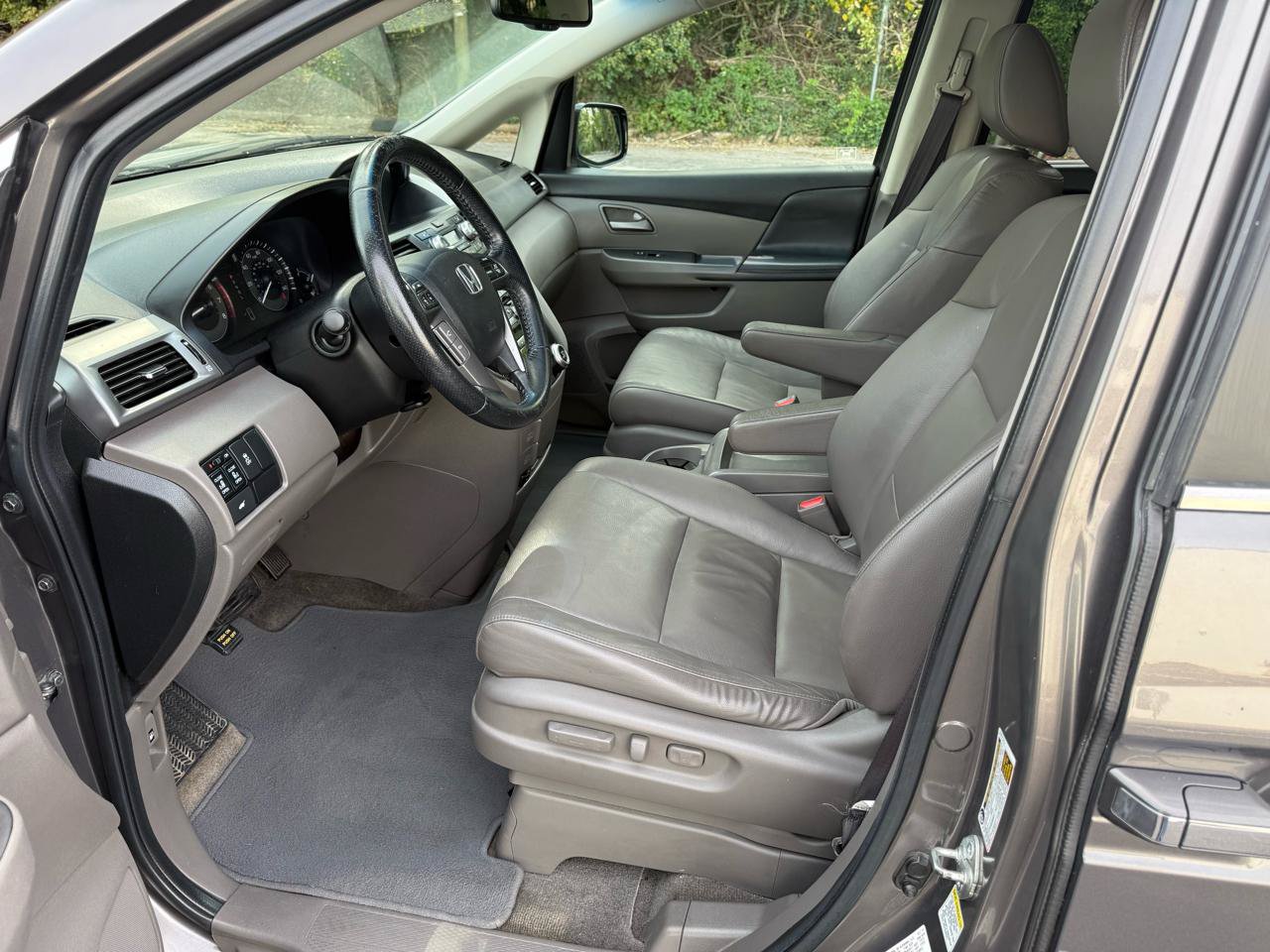 Used 2011 Honda Odyssey EX-L image 25
