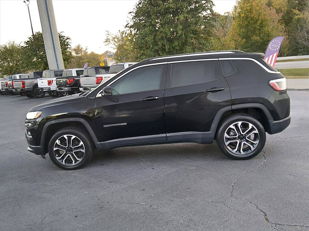 Used 2022 Jeep Compass Limited AWD/4WD image 7