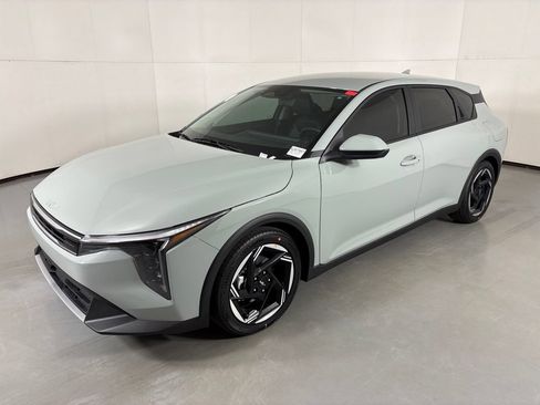 New 2026 Kia K4 GT-Line Turbo FWD image 4