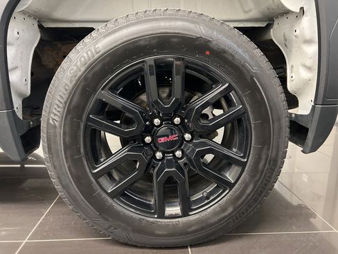 Used 2022 GMC Sierra 1500 Elevation image 7