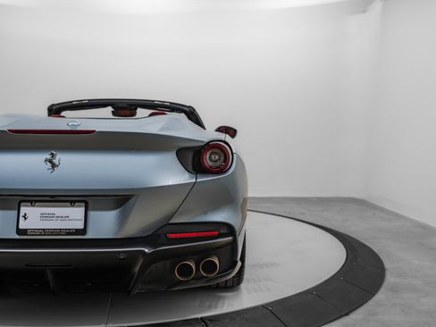 Certified 2022 Ferrari Portofino M image 54