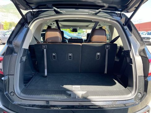 Used 2025 Honda Pilot Elite image 28