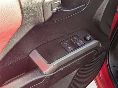 Used 2022 Toyota Tacoma SR5 RWD image 12