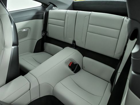 Used 2021 Porsche 911 Carrera image 23