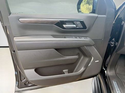 Used 2026 Chevrolet Tahoe Premier RWD image 24