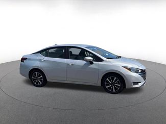 Used 2025 Nissan Versa SV FWD video 2