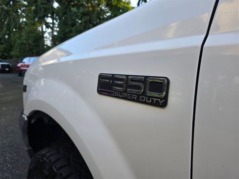 Used 2002 Ford F350 Lariat image 22