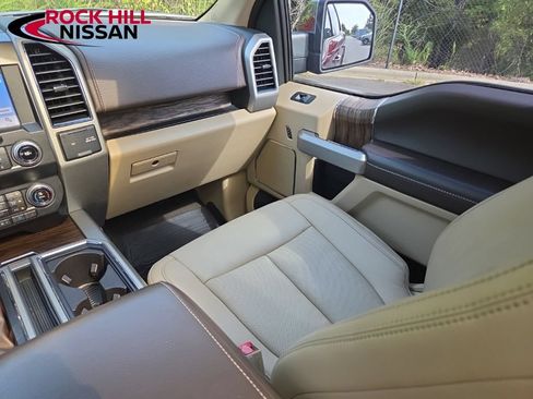 Used 2019 Ford F150 Lariat w/ Equipment Group 502A Luxury AWD/4WD image 29