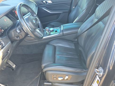 Used 2022 BMW X7 xDrive40i w/ M Sport Package image 14
