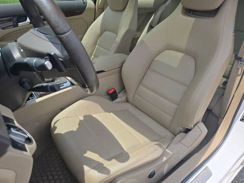 Certified 2015 Mercedes-Benz C 350 4MATIC Coupe image 19