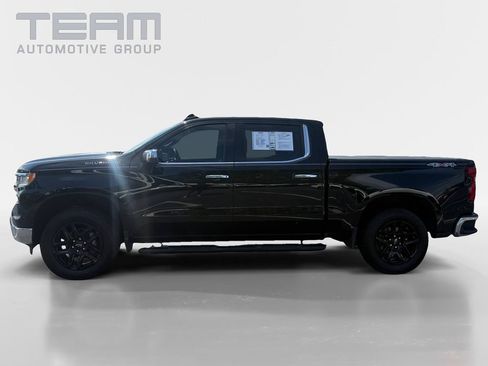 Used 2023 Chevrolet Silverado 1500 LTZ AWD/4WD image 4