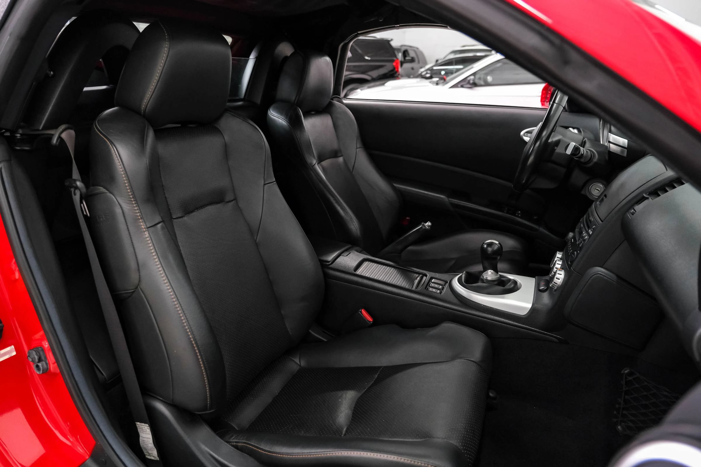 Used 2008 Nissan 350Z Grand Touring RWD image 30