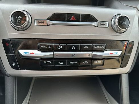 Used 2023 Ford Explorer XLT w/ Equipment Group 202A image 19